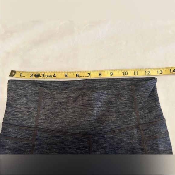 Athleta Black Joggers with Wide Waistband and Full Length Sz XS - Picture 8 of 8